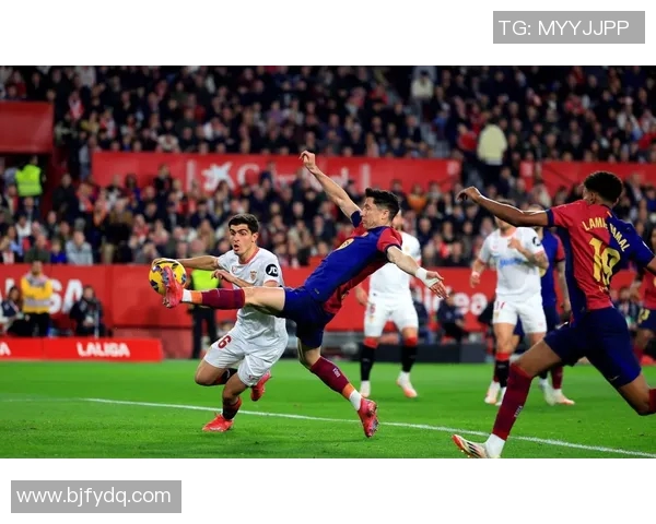 巴萨主场大胜尤文图斯三球零封展现强大实力