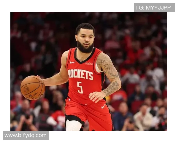 猛龙擒下独行侠，范弗利特绝杀：篮球场上的巅峰对决